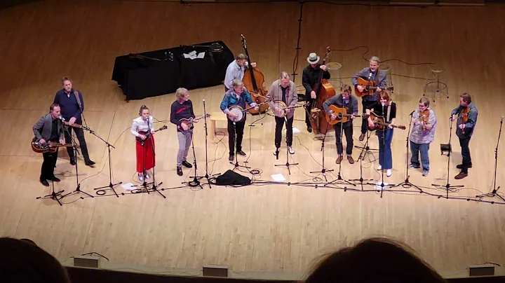Bla Fleck, Sam Bush, Sierra Hull, Molly Tuttle, Bi...
