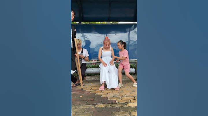 Mother fakes pregnant belly and daughter's handling [KINDNESS MAN] #kindness #respect #goodman
