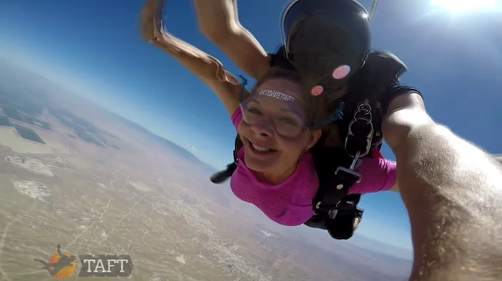 Melissa Huber Skydive Taft.