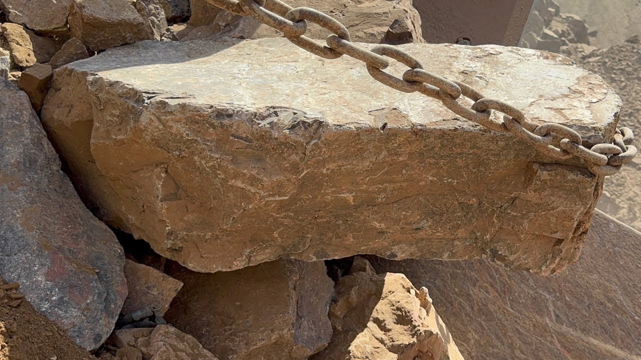 BIG ROCK 🪨 Crusher Machine - FULL Powerfull Process A Giant in Action-Big Rock Crushing