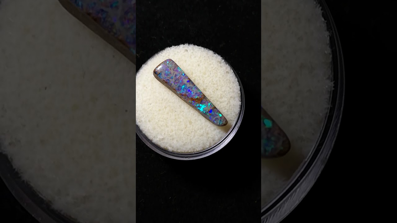 Australian wood fossil Opal 4 ct. - YouTube