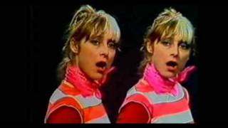 Video thumbnail of "Mo-Dettes - WHITE MICE / WHITE MOUSE DISCO - RARE VIDEO"