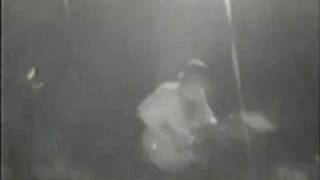 Watch Minor Threat Screaming At A Wall video