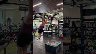 STRAIGHT ARM PULL UP