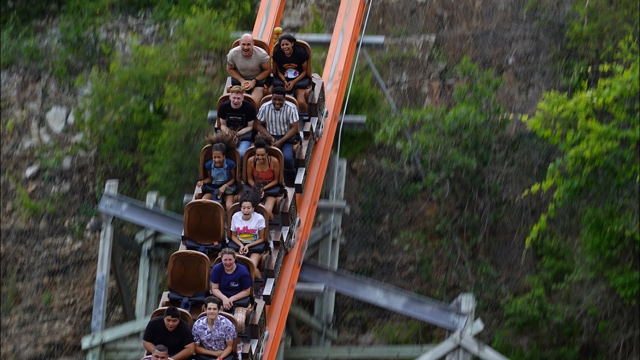 *Epic Fail* Ladies phone got serious "AIR TIME" Iron Rattler Coaster! 4K