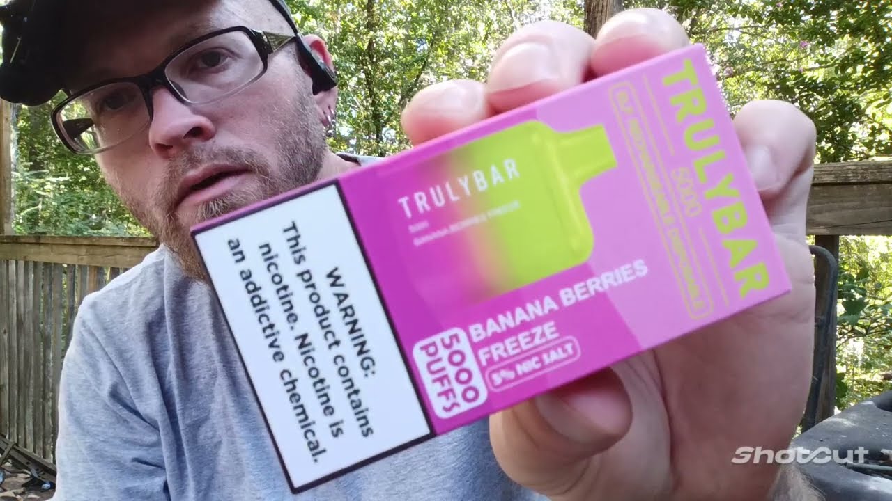 [21&^ only] Review: Banana Berries Freeze {Truly bar-elf rechargeable disposable}
