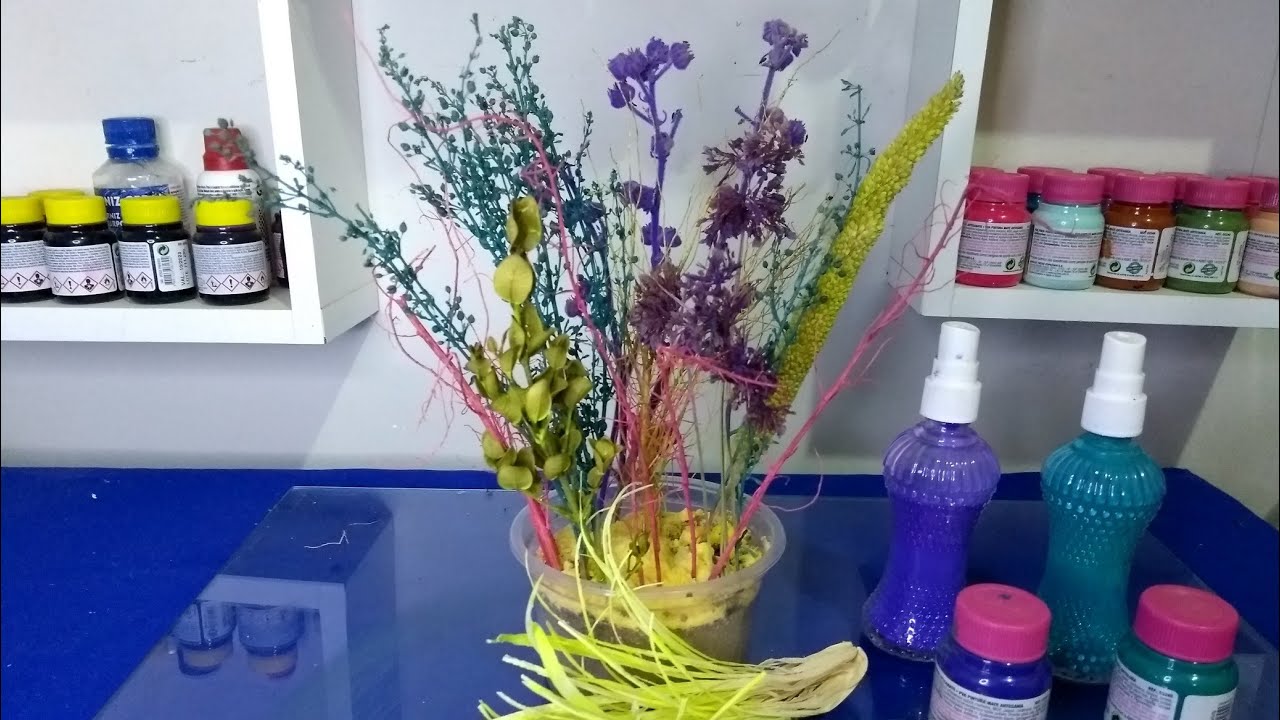 FAÇA SUA PRÓPRIA TINTA SPRAY PARA USAR NOS SEUS ARTESANATOS!