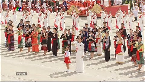 Mỹ Tâm, Hòa Minzy, Phương Mỹ Chi cùng các nghệ sĩ hòa giọng tại Lễ diễu binh