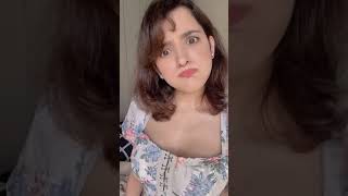 Shirleysetia Hot Look.