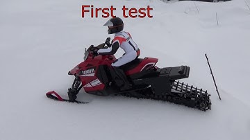 Long track rc snowmobile yamaha sr viper first test on deep snow.