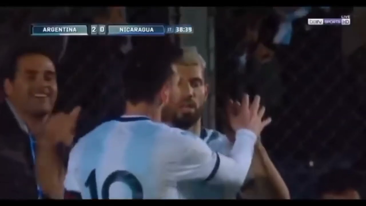 Lío, queremos verte sonreír por Nicolás José Isola