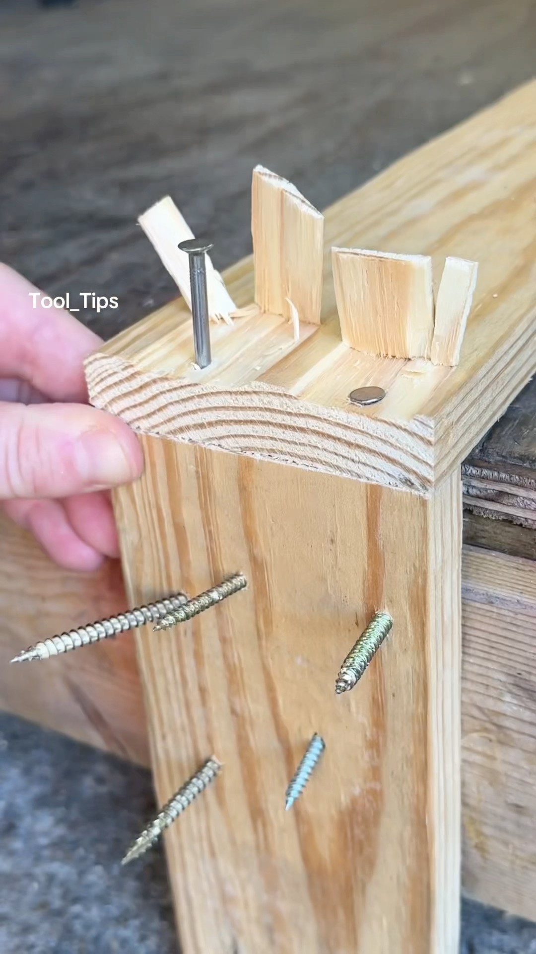 New Year New Tip - Hide The Nails ?
