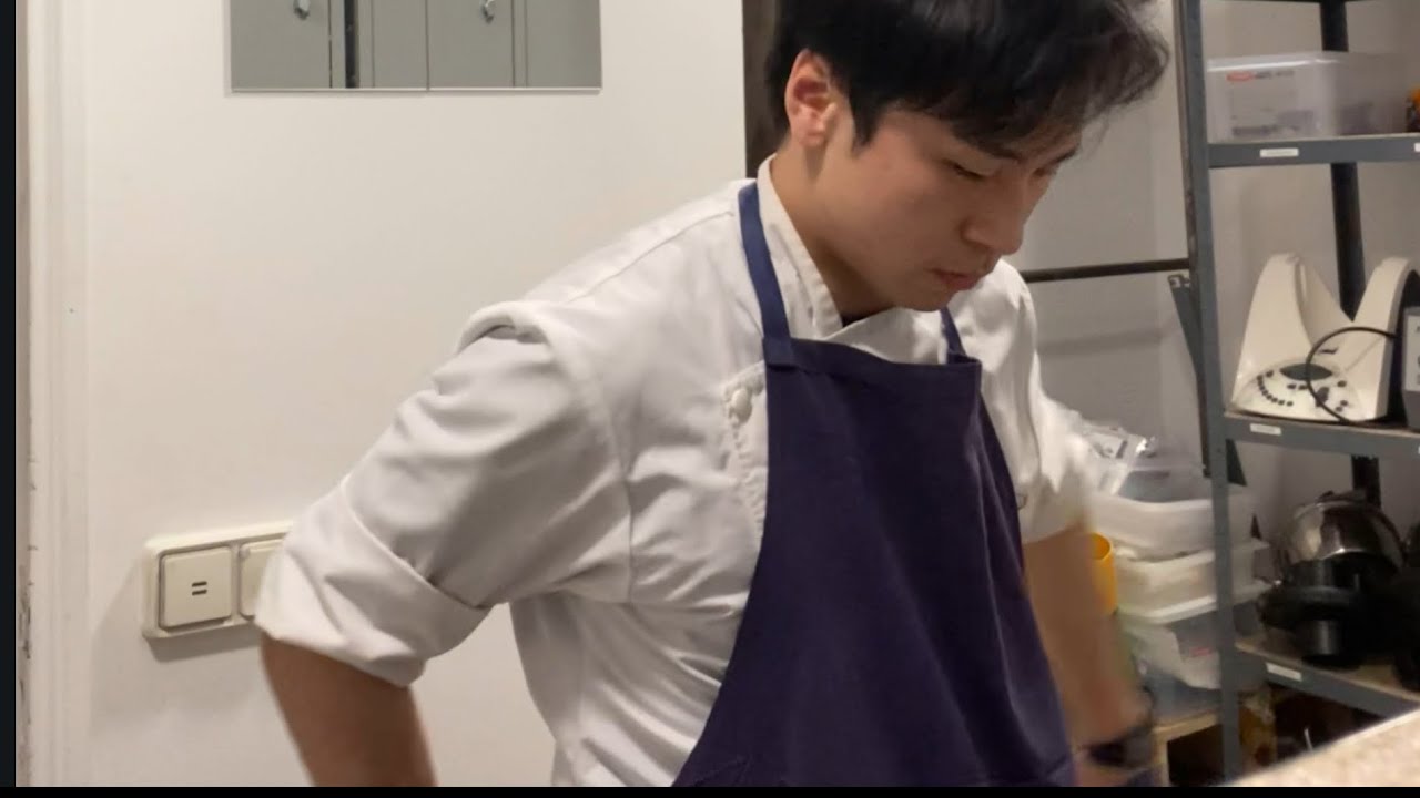 파리에서 디저트 하고 있어요 [미슐랭 이직편]