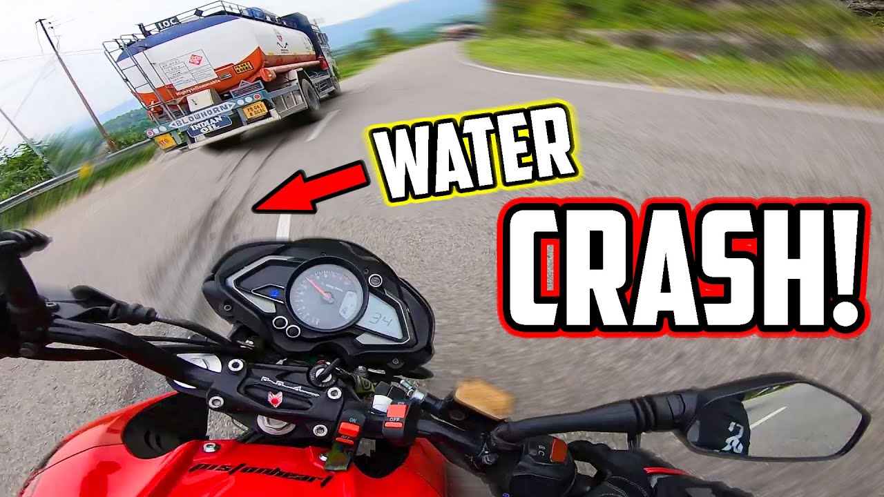 Almost CRASHED my NS200 while going Manali to Keylong | Ladakh ride - part 2