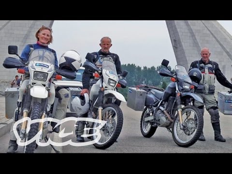 Video till På motorcykel i Nordkorea