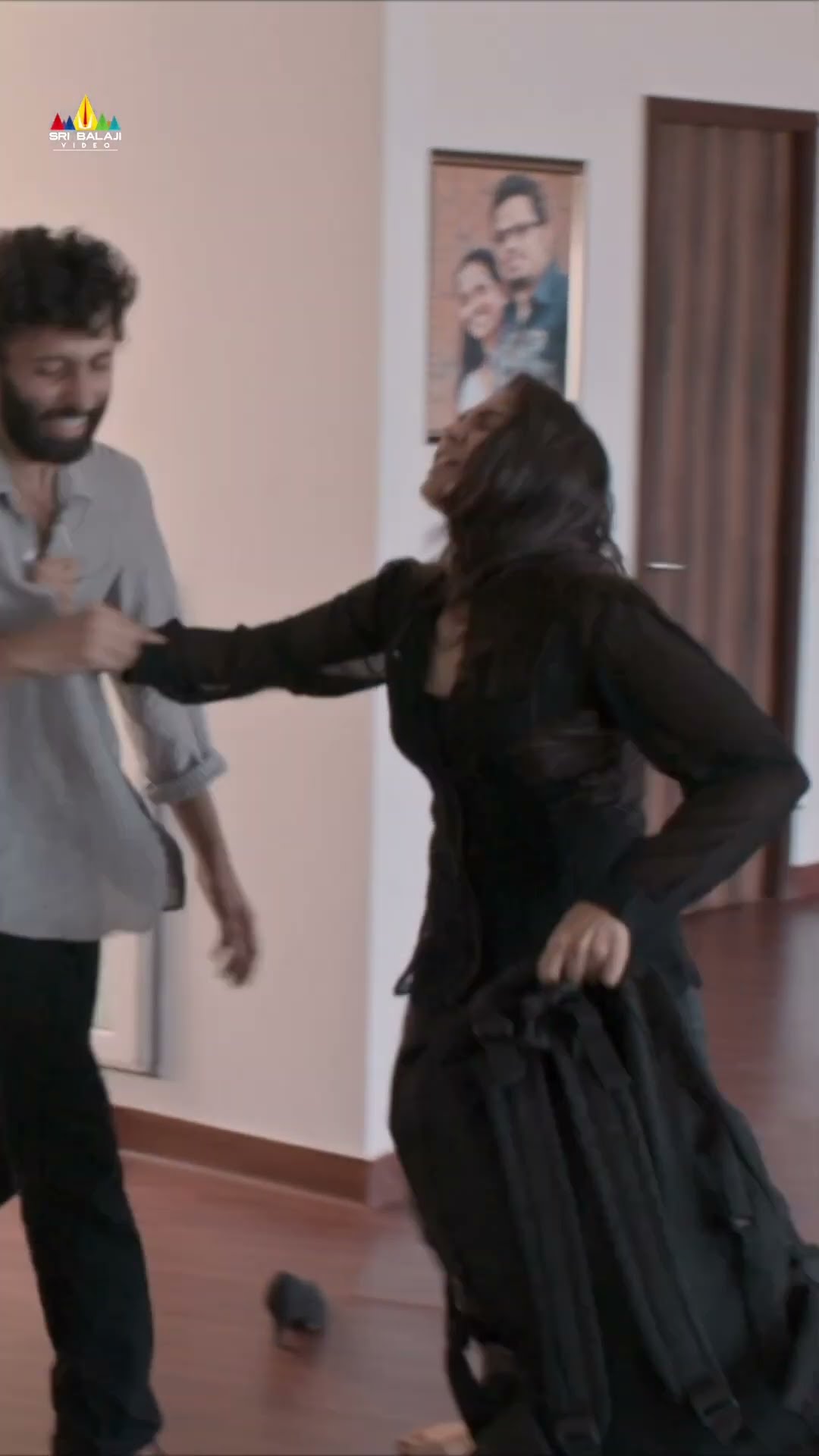 ప్రేమలో కోపం సహజమే కానీ మరి ఇంత గోరంగనా ? #taramani | #AndreaJeremiah | #ytshorts | #youtubeshorts