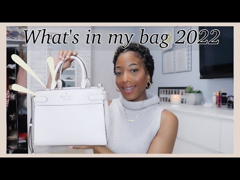 WHAT'S IN MY BAG 2022  Everyday purse essentials 