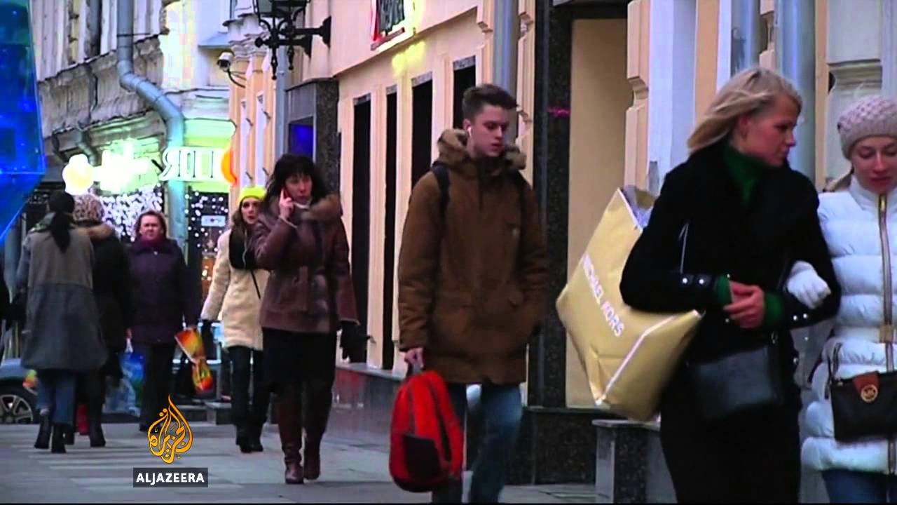 بوتين يقول إن الاقتصاد الروسي سينتعش