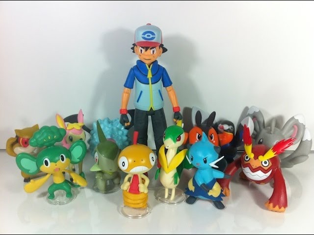 Pokemon Black & White Trainer Figures Ash with Pikachu Exclusive Action  Figure