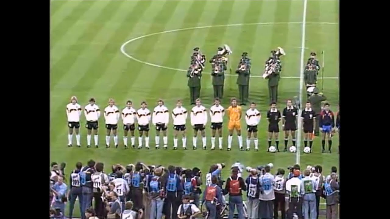 Spain and Germany national anthem in München (Euro 1988)