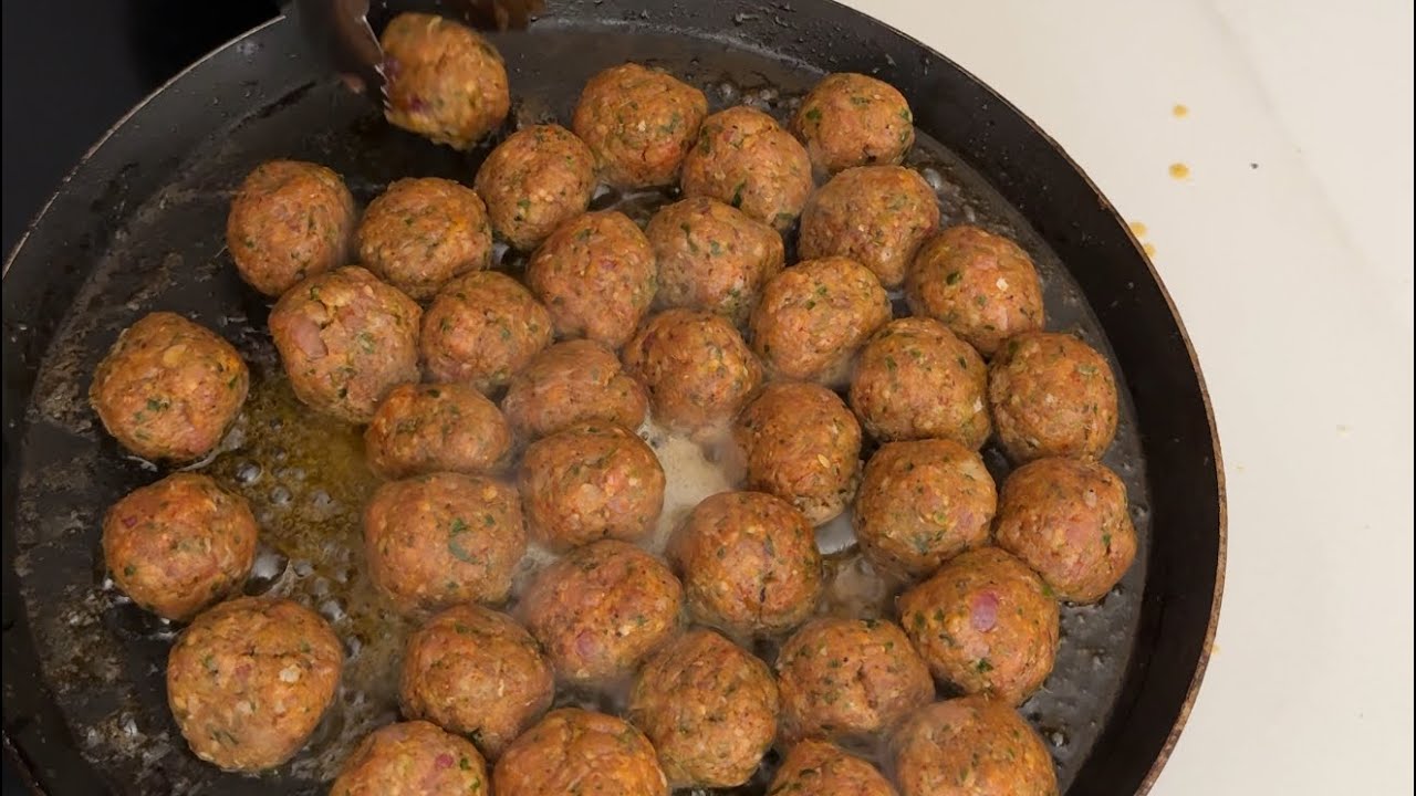 فاش تجربي الكفتة مشرملة مع البصلة فتأكدي انك عمرك فحياتك دقتي شي بنة بحال هادي