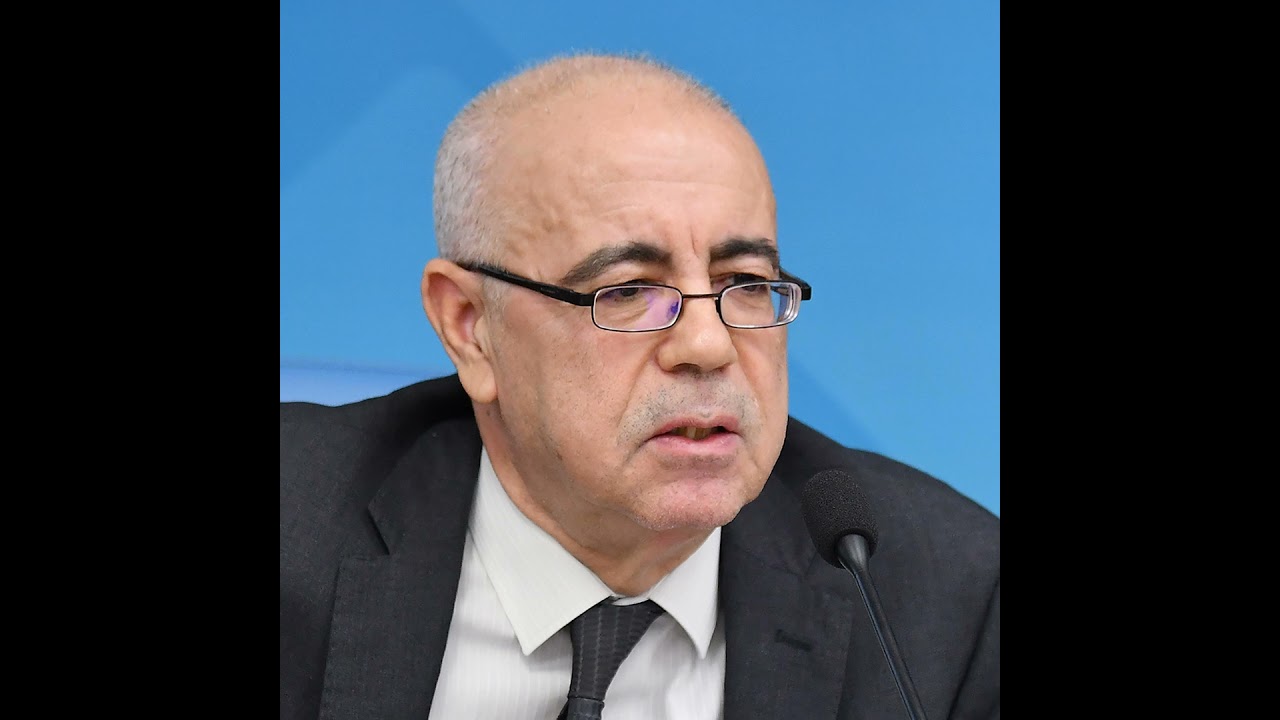 منير الكشو: في الجدل حول النظرية السياسية والنظريات الاجتماعية