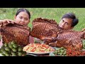 Cooking Deep Fried PIG RIBS and Crushed SPICY CHILLI with Ambarella Fruit Recipe - Donation Foods