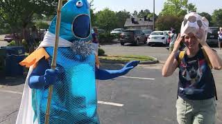 Art Parade line up in the Scrap Exchange parking lot 2023