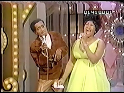 Aretha Franklin on The Hollywood Palace | hosted by Sammy Davis, Jr. (1968) | Colored On TV