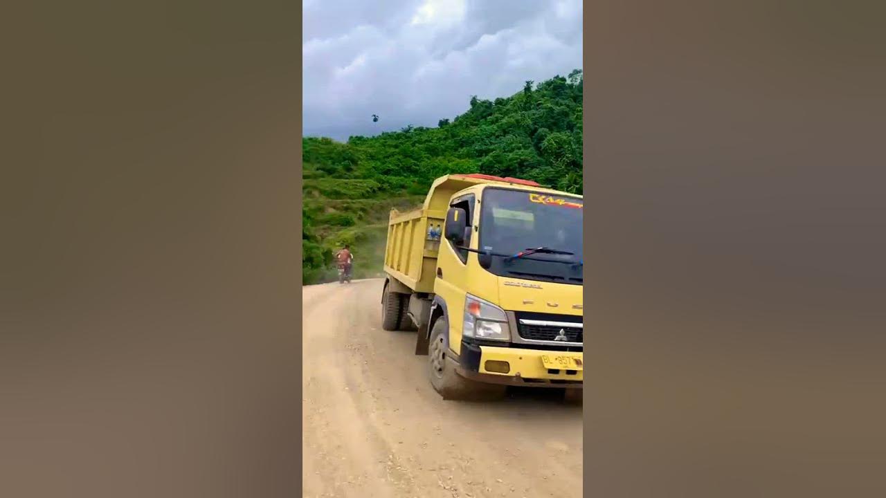 ini lah jalan satu satu nya menuju makam pahlawan CUT MUTIA // yang ada di #acehutara#acehindonesia