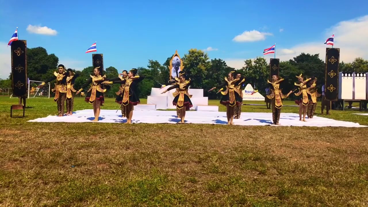 สีเหลือง-ลีดเดอร์-กีฬาสี60-โรงเรียนบรรหารแจ่มใสวิทยา3