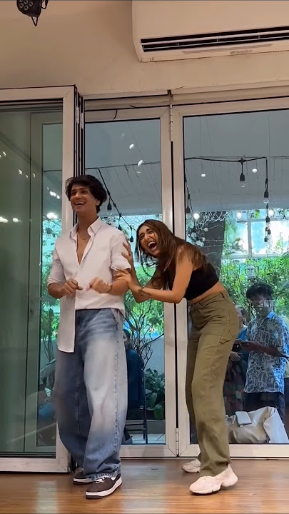 Download lagu SHAKY SHAKY..🤍💙✨ SHEHZAAN x TISHIKA #shehzaankhan