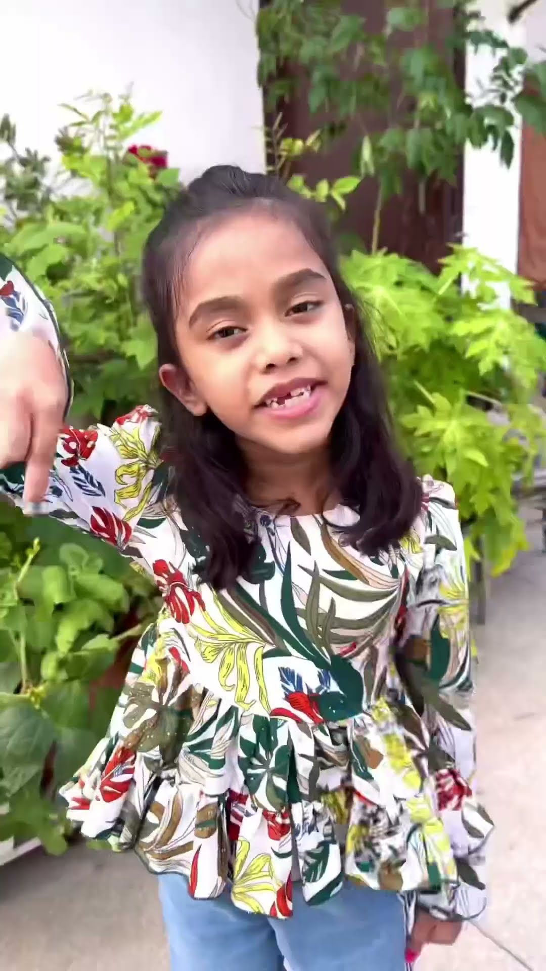 amaira ko dikha gulabjamun #shorts #amairagurjar