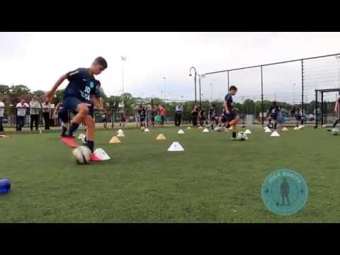 Voetbalopleiding - - -