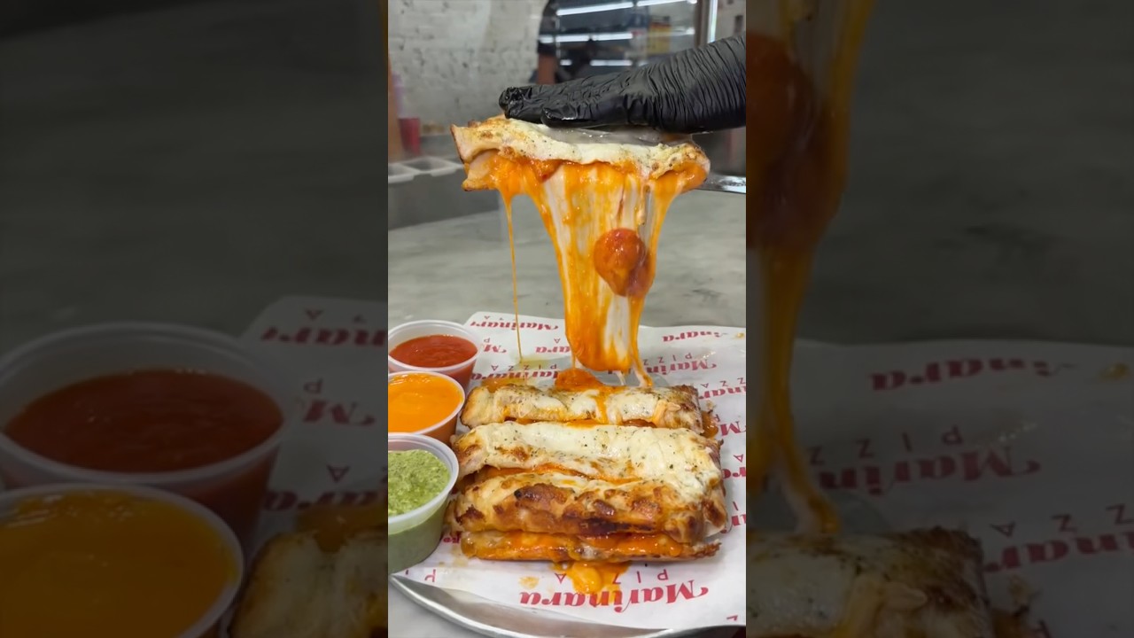 The STUFFED CHEESY BREAD WITH PEPPERONI & VODKA SAUCE from Marinara Pizza! 🍕🥖🔥🤤#DEVOURPOWER