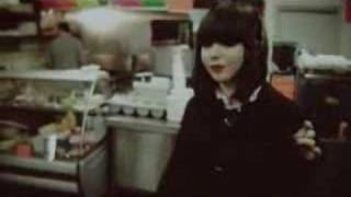 Video thumbnail of "Howling Bells - Low Happening"