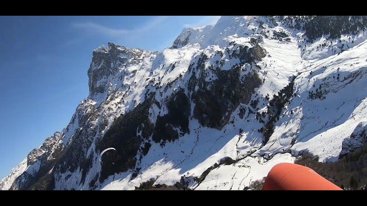 Lacs d'Ayous  parapente d'hiver