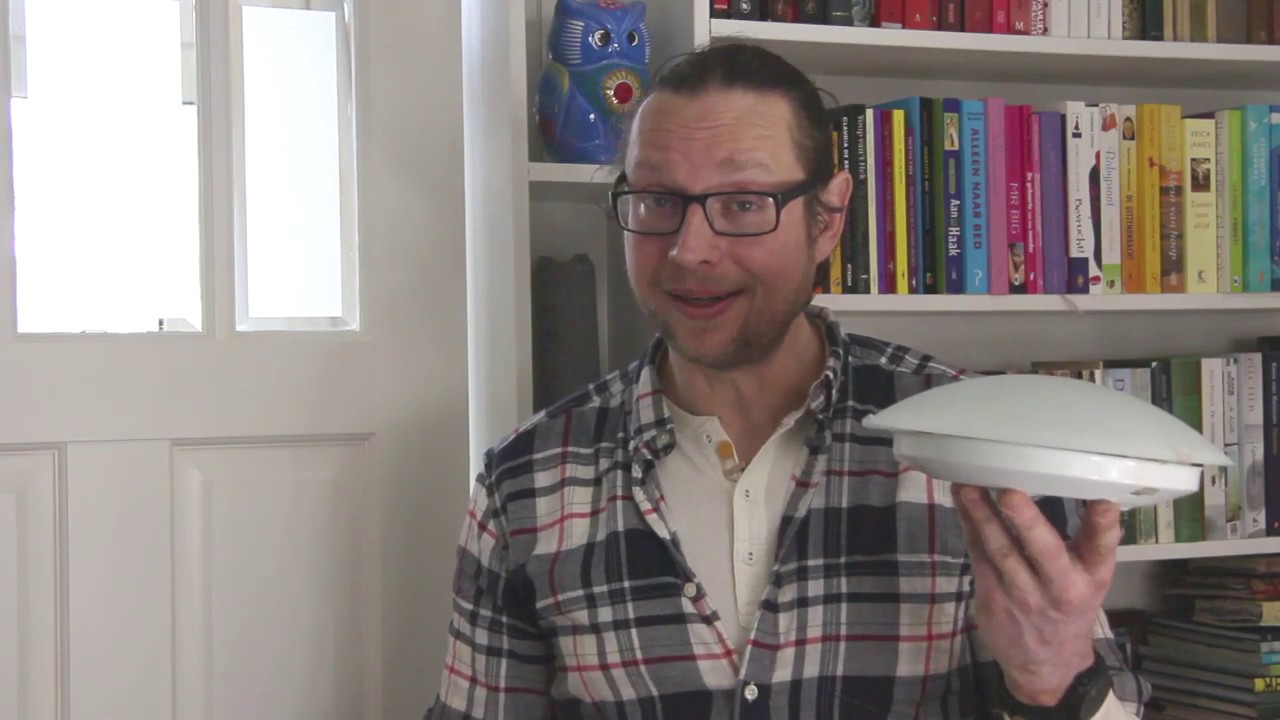 Plafonnière ophangen