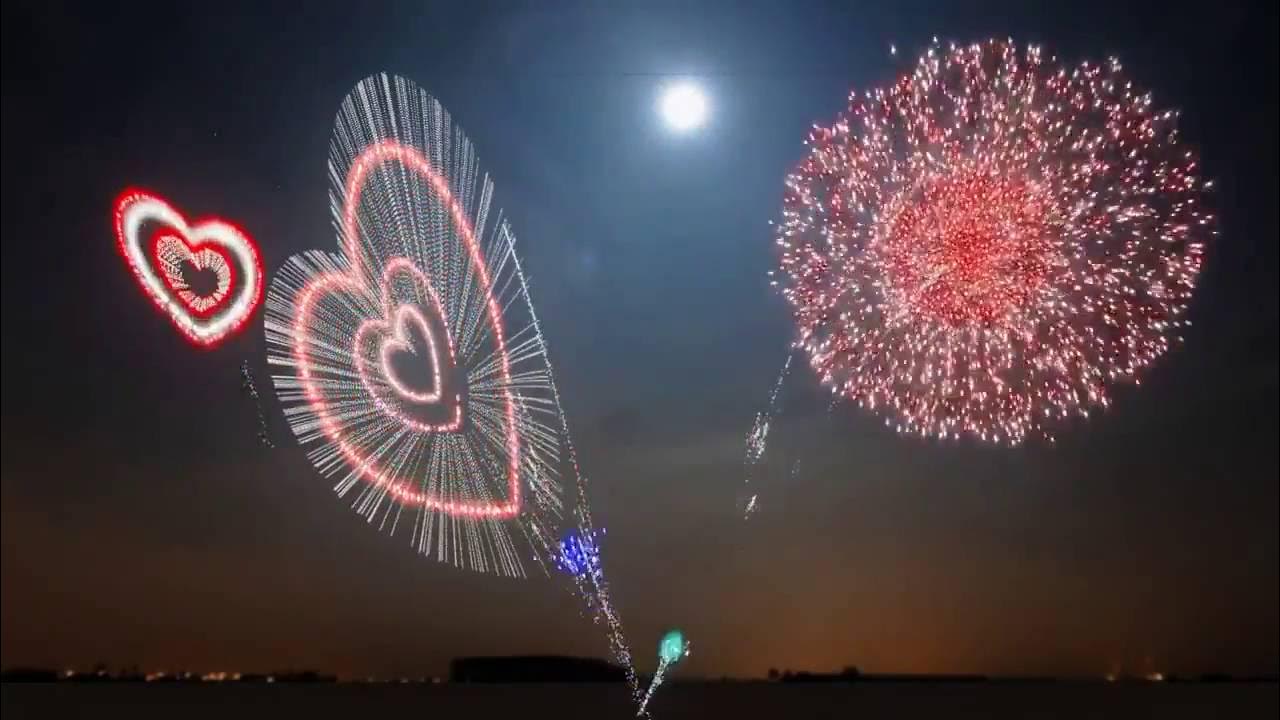 фейерверк в виде сердца - YouTube