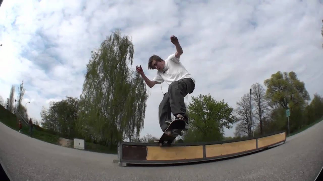 Moritz Glükher Clip