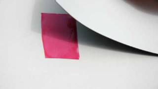 Fast Photochromic Polymer under Sunlight.AVI