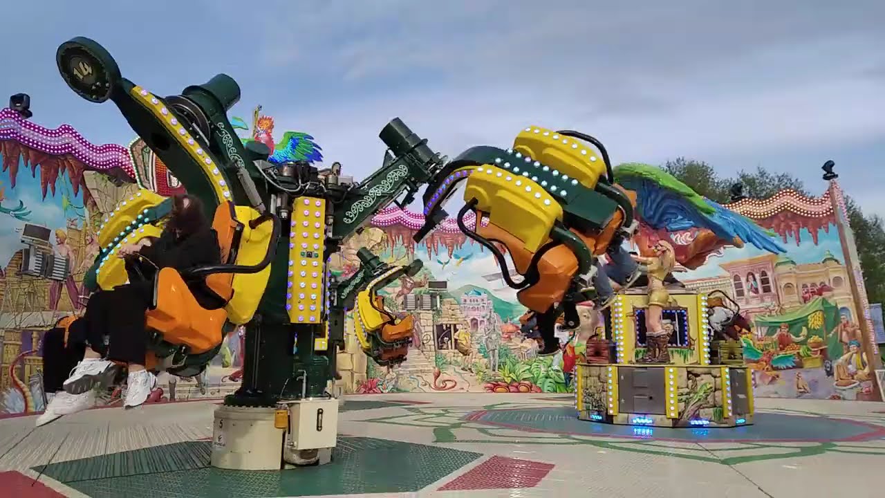 ESCAPE ( Köhrmann )  Abends - Volksfest Wolfsburg 2023 Momentaufnahme