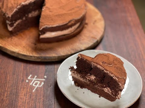 تصویری: کیک اسفنجی شکلاتی با شراب قرمز