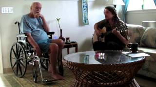 Video thumbnail of "Nick Barber sings Clear Blue Sky to Ram Dass"