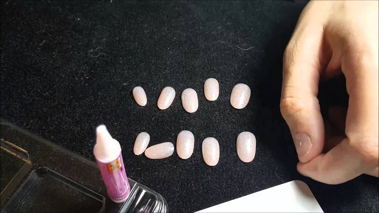 How I do my press on nails! YouTube
