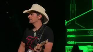 Video thumbnail of "Brad Paisley "Online""