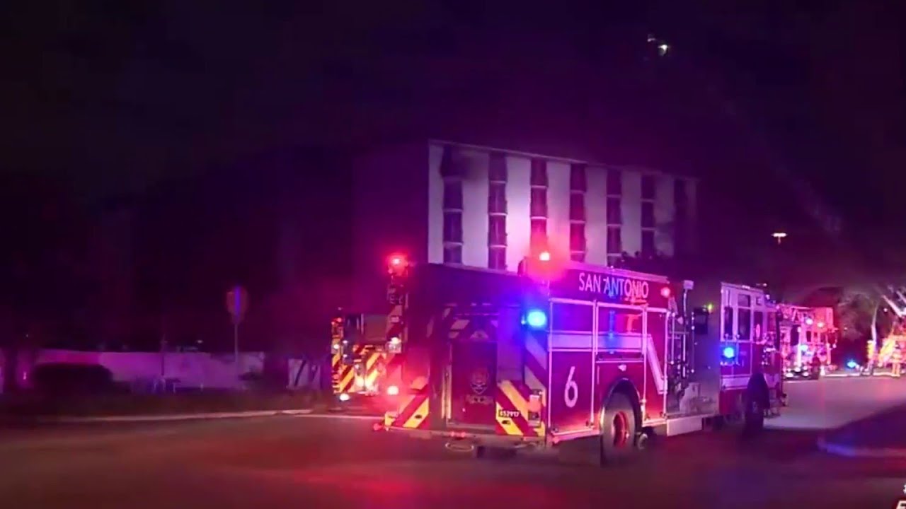 Arson investigators looking into fire at vacant hotel on Northwest Side ...