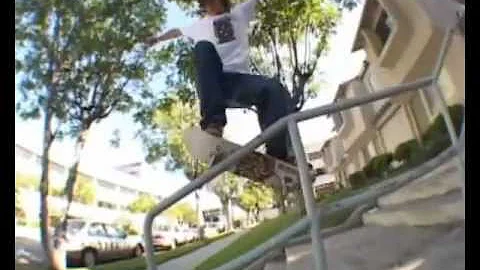 Alex Moul - Santa Cruz - Out There