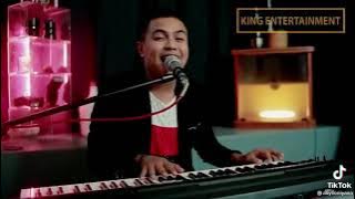 Story' WA abang Abi Lio 'Nona Manis'