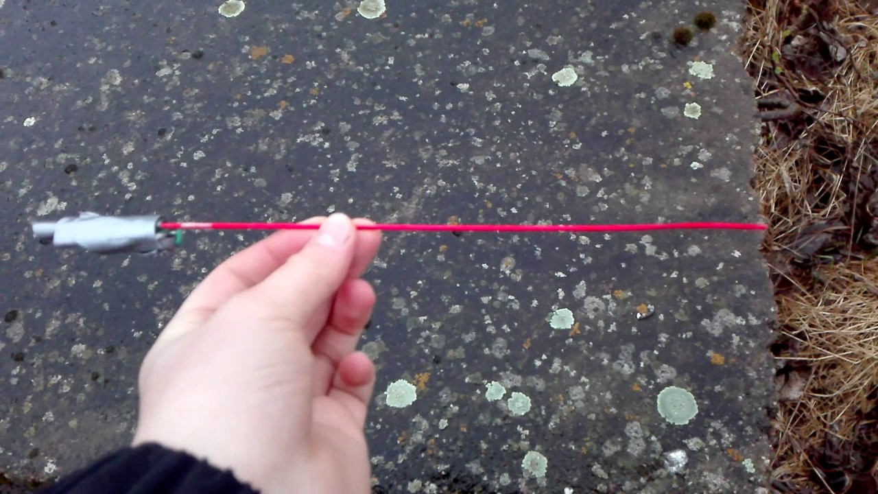 Selfmade minie rakete/ pfeifen+knall - YouTube